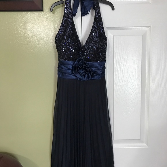 Sequin dress size S - Picture 2 of 5